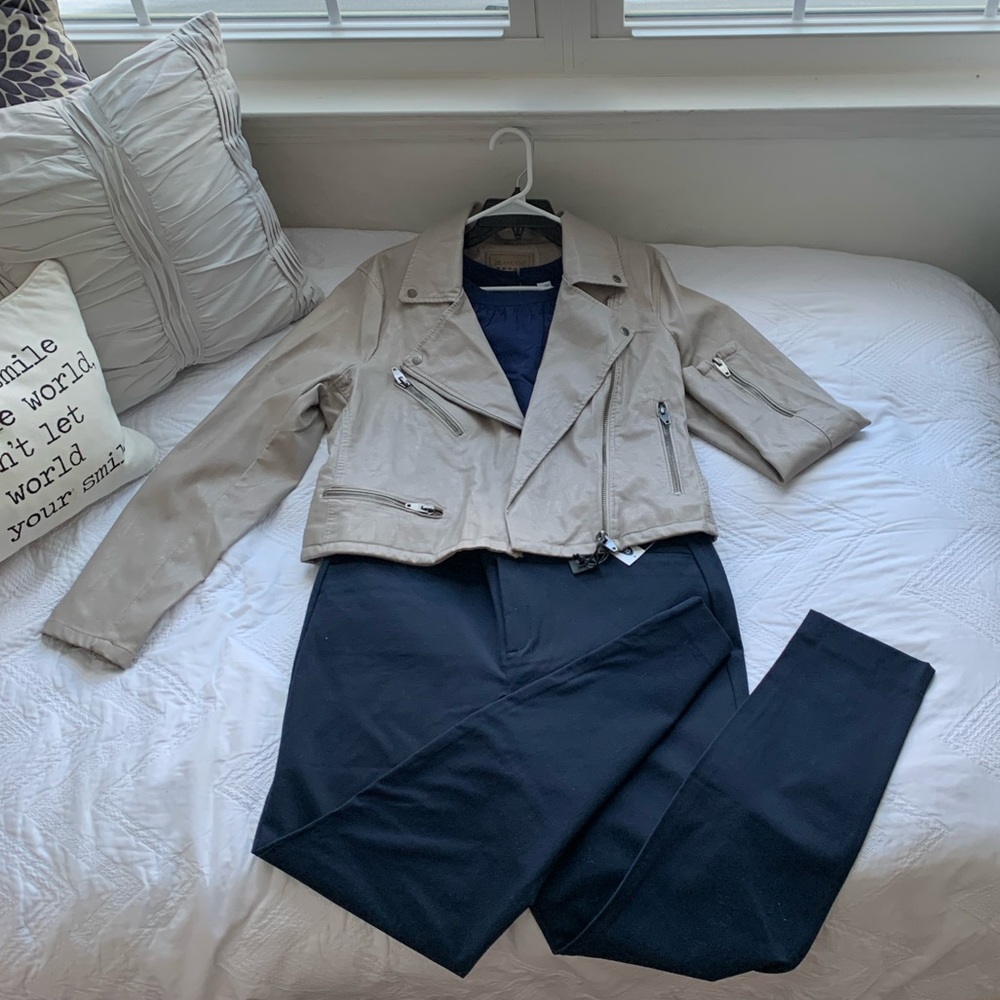 Old Navy pixie pant - Picture 2 of 6